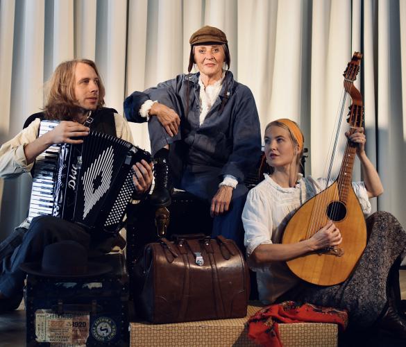 Bansai! – Ester Blenda Nordström